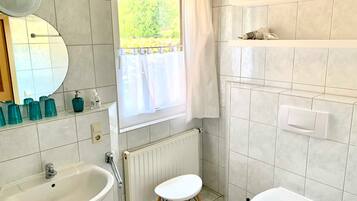 Dusche, Haartrockner, Seife