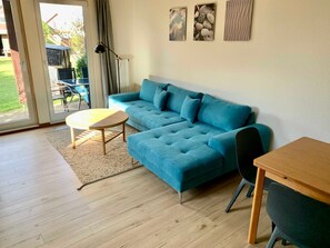 TV - Haus Karola Ferienwhg. 1 - Vineta Ferienwohnungen GbR (Mölschow)