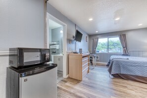 6 habitaciones, internet y ropa de cama 