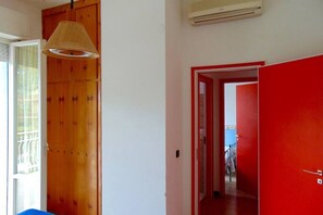 Interior - M245 - Marcelli, three-room apartment with terrace and a / c (Marcelli)