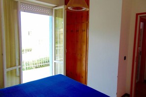 3 間睡房、床單