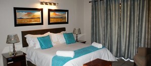 Caja de seguridad en la habitación y decoración personalizada 