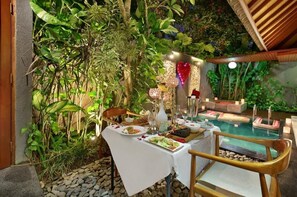 Outdoor dining - Nice Villas couple with 1BR in Legian (Legian,)