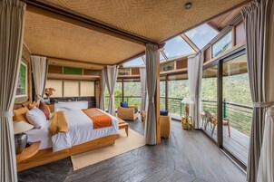 奢华别墅, 1 间卧室, 无烟房, 山景 | 1 多间卧室、迷你吧、客房内保险箱、办公桌