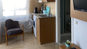 Studio, Meerblick | Essbereich im Zimmer