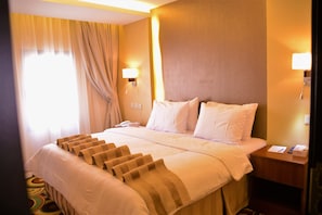 Hochwertige Bettwaren, Minibar, Zimmersafe, schallisolierte Zimmer