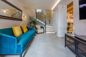 Living room | Fireplace - Villa Jelena (Novi Vinodolski)