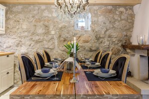 Private kitchen | Fridge, microwave, stovetop, dishwasher - Villa Jelena (Novi Vinodolski)