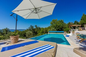Outdoor pool, a heated pool - Villa Jelena (Novi Vinodolski)