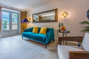 Living room | Fireplace - Villa Jelena (Novi Vinodolski)