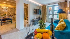 Living room | Fireplace - Villa Jelena (Novi Vinodolski)