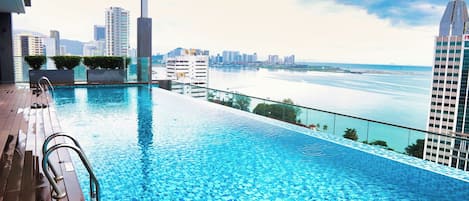 Utomhuspool