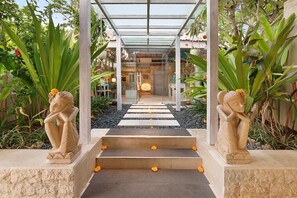 Exterior detail - Cosy Villa with 1BR&Pool at Legian (Kuta,,)