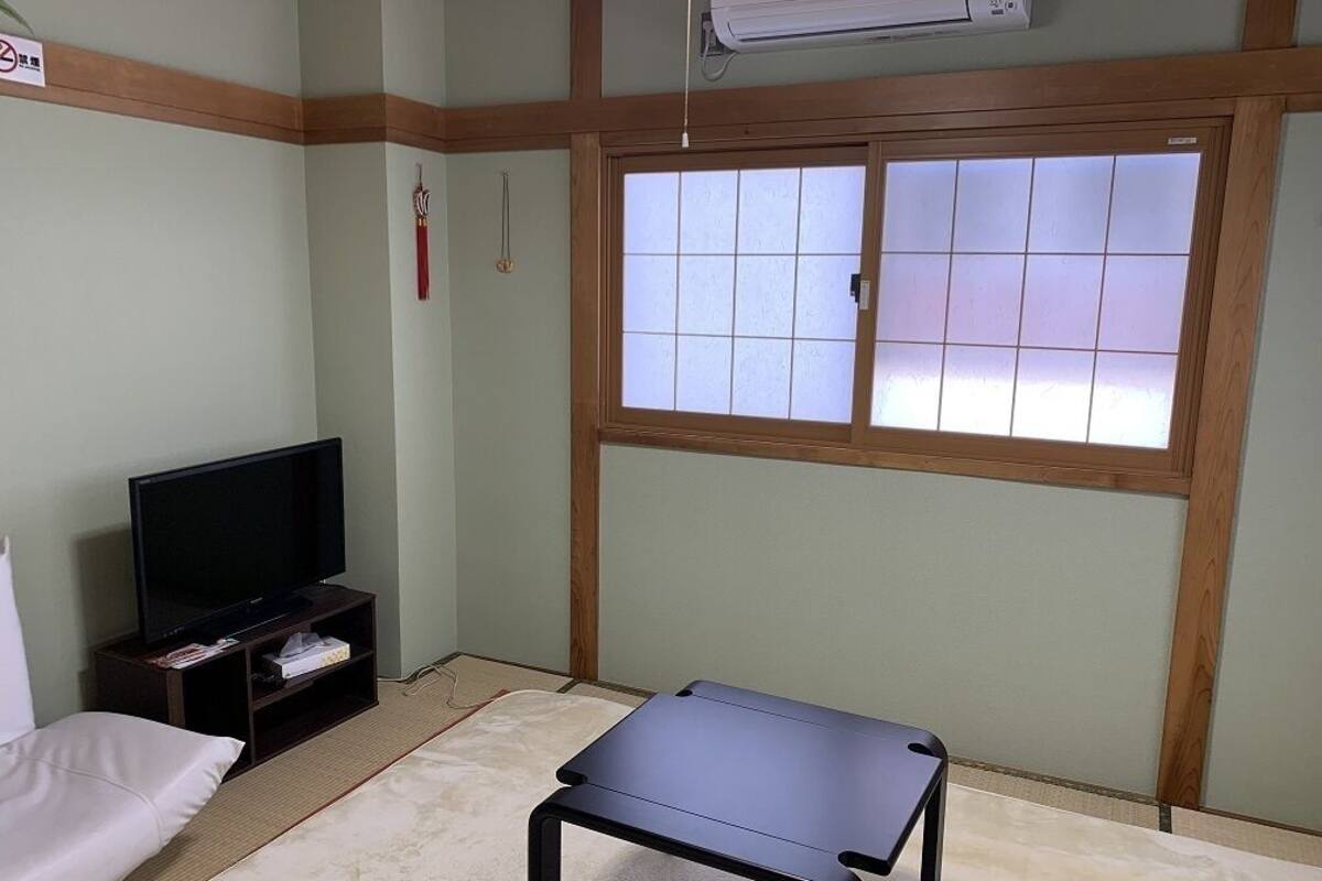 Traditional-Zimmer (Japanese Style, Taisho)