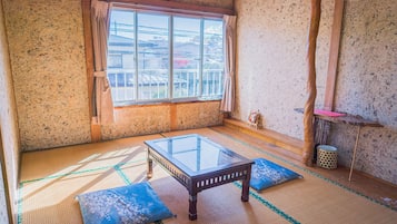 Japanese Style Room C for 3 Guests | Free WiFi