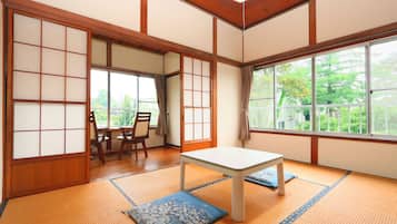 Japanese Style Room A for 3 Guests | Free WiFi