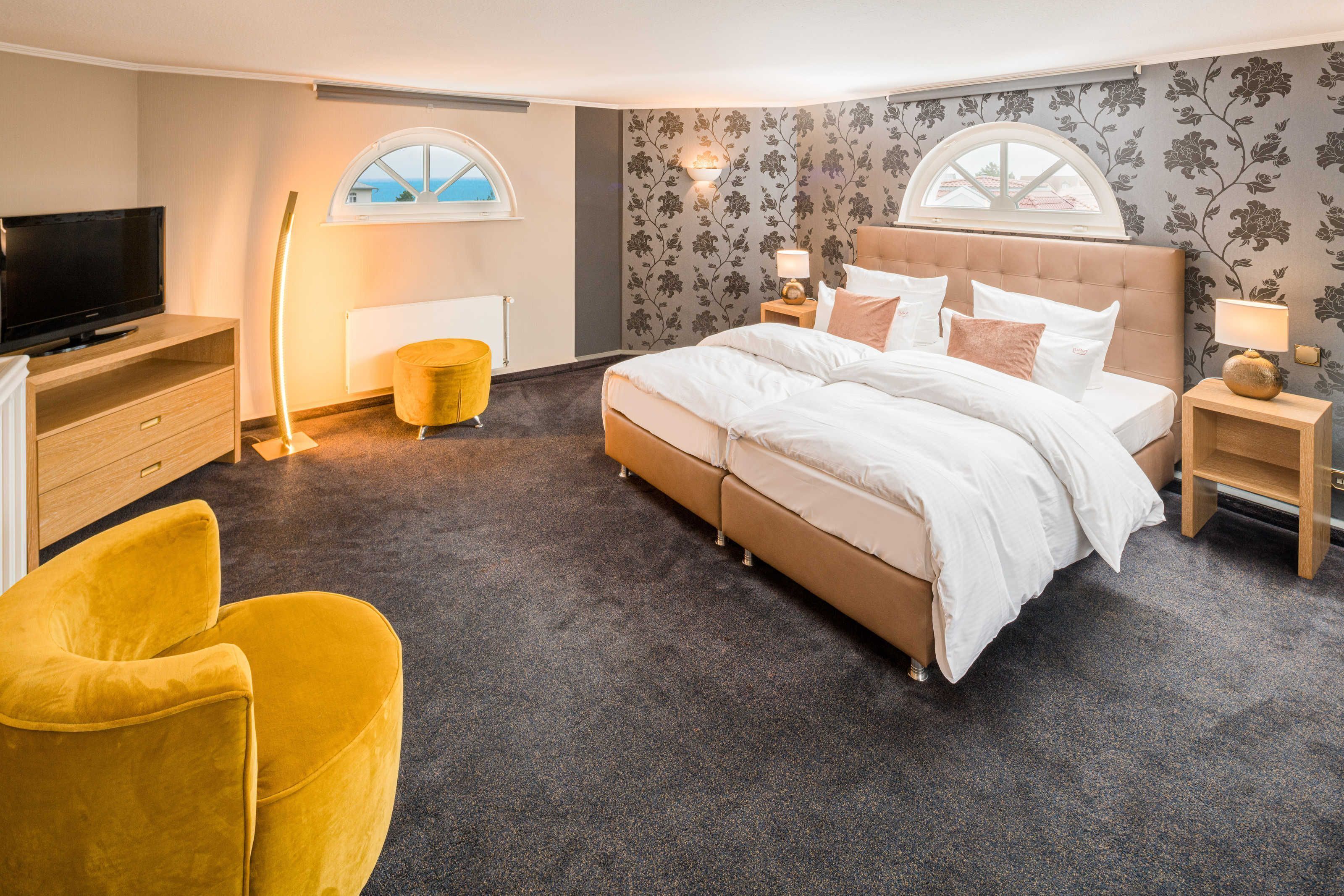 1 bedroom, in-room safe, WiFi, bed sheets