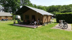 Tent (Safarizelt 6 Personen) - Safaritent at Campingpark de Koekamp (Epe)