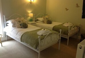 Chambre avec lits jumeaux