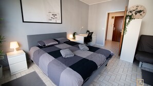 Interior entrance - Charming Studio - City Center W Smart TV (Luxembourg City)