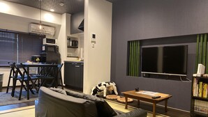 Luokittelematon kuva, 3 kautta 31, painike