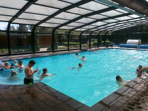 Indoor pool - Safaritent at Family Park Vechtvallei (Diffelen)