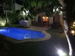 Outdoor pool - Villa Ads (Allyene)