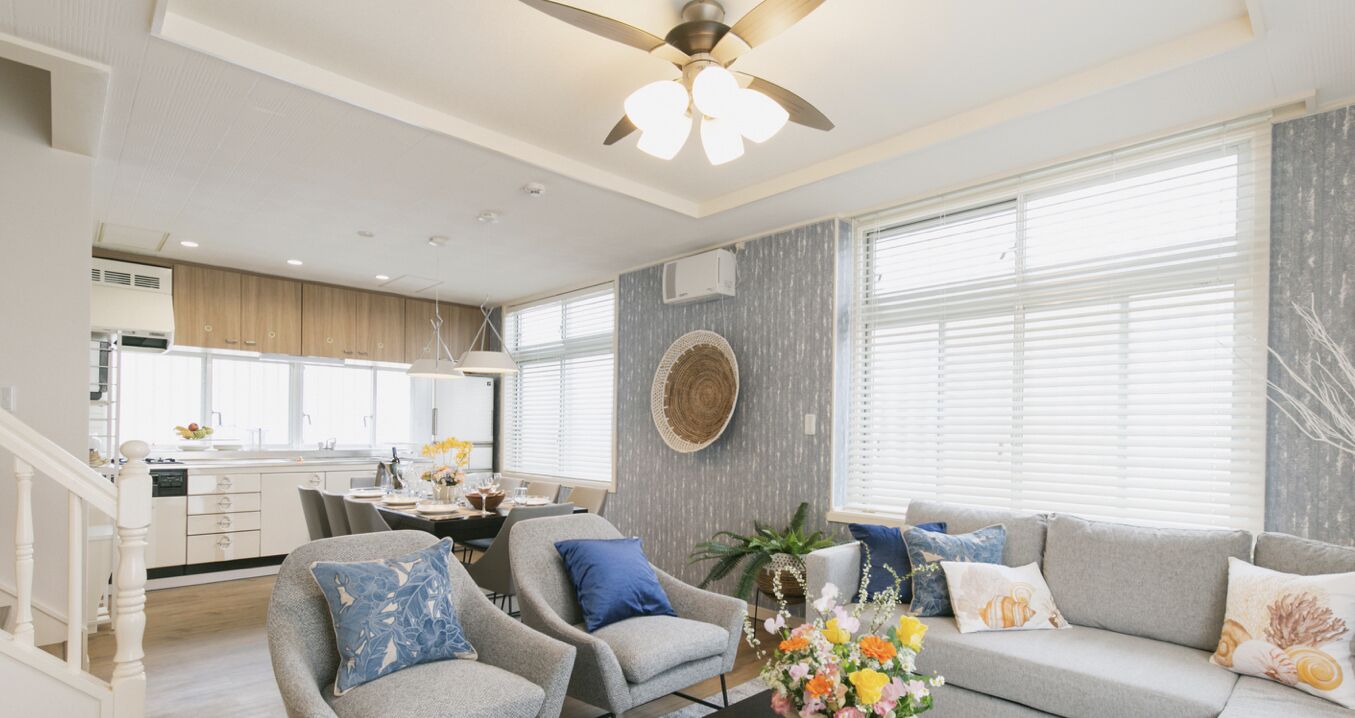 Hus (BREEZE Chatan) | Oppholdsområde | Flatskjerm-TV