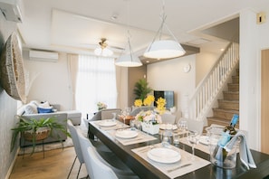 House (BREEZE Chatan) | In-room dining - Sunset Breeze Chatan (Chatan)