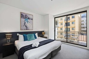 1 室のベッドルーム、アイロン / アイロン台、WiFi (無料)、ベッドシーツ