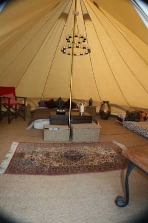 Luxury Tent | Individually furnished - Home Farm Glamping and Campsite Radnage (High Wycombe)