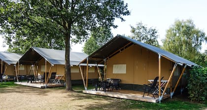 Safaritent at Recreatiepark de Scherpenhof