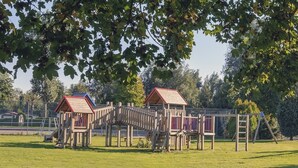 Unclassified image, 5 of 18, button - Safaritent at Recreatiepark de Scherpenhof (Terwolde)