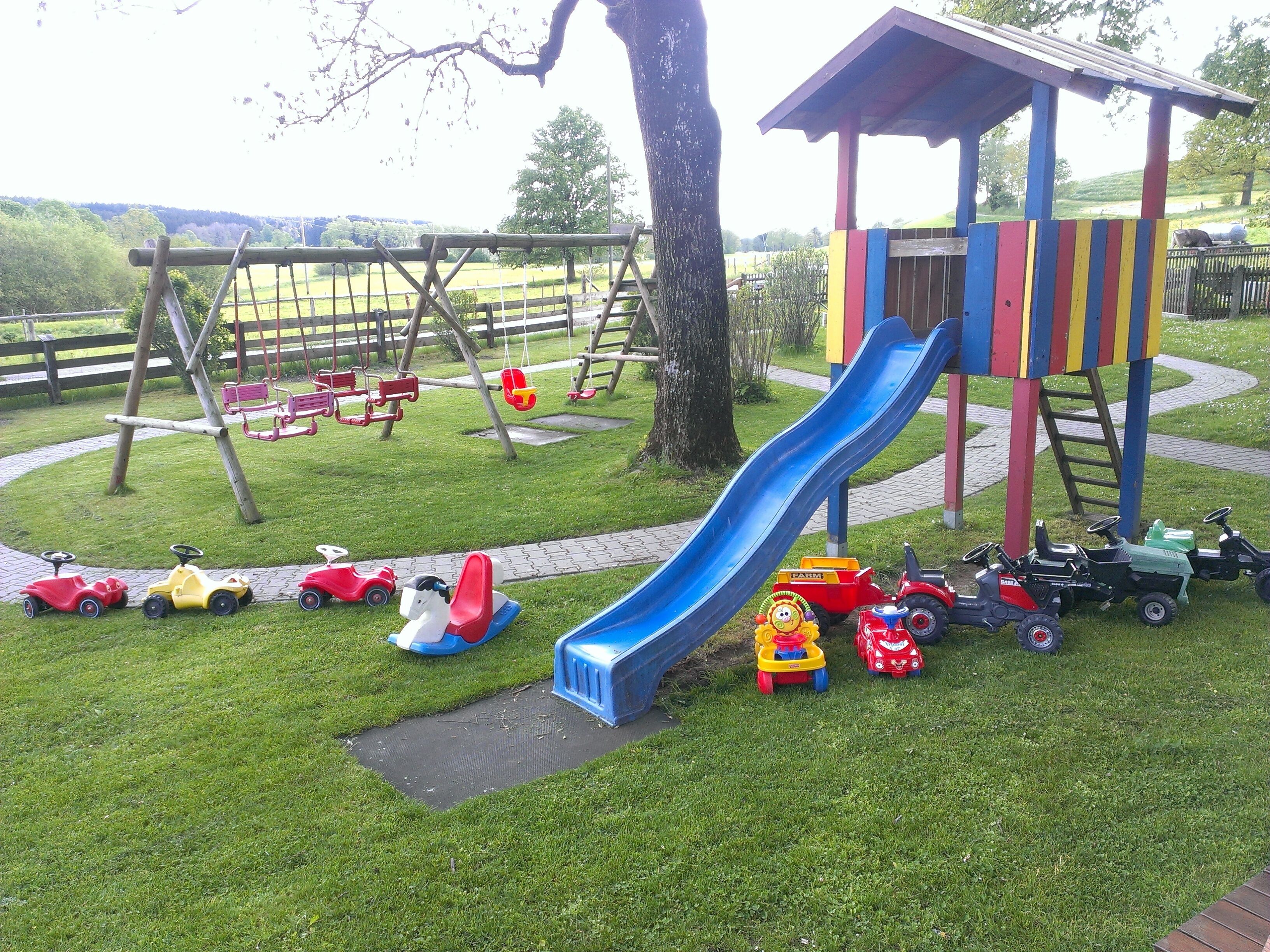 children’s play area – outdoor