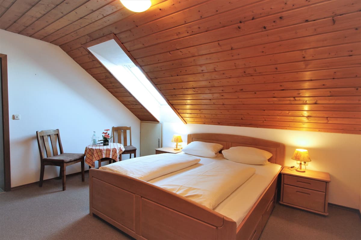 1 bedroom, individually furnished, desk, soundproofing