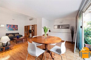 Departamento, 2 habitaciones | Servicio a la habitación