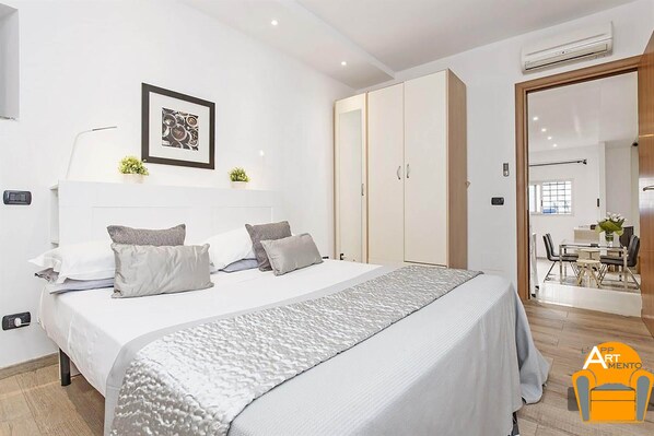 Apartment, 2 Schlafzimmer | 2 Schlafzimmer, individuell dekoriert, individuell eingerichtet