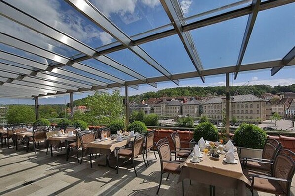 Daily buffet breakfast (EUR 9.5 per person) - hotel-21 (Schwäbisch Hall)