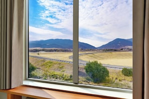 In-room safe, individually furnished, desk, laptop workspace