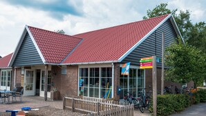 Terrace/patio - Safaritent at Camping 't Veld (Rheeze)