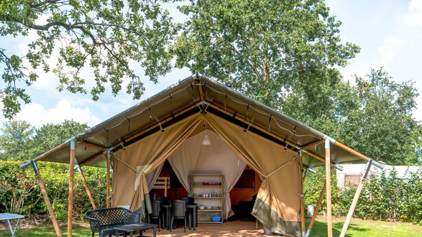 Front of property - Safaritent at Camping 't Veld (Rheeze)