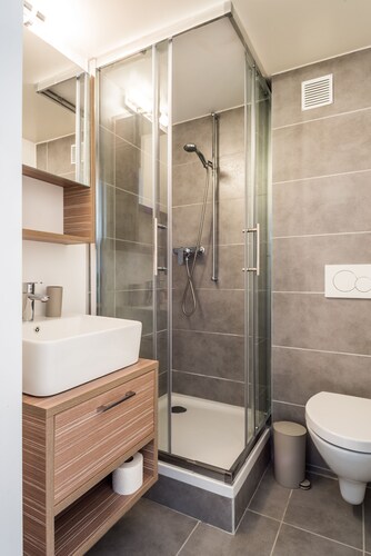 Aparthotel Léman 11