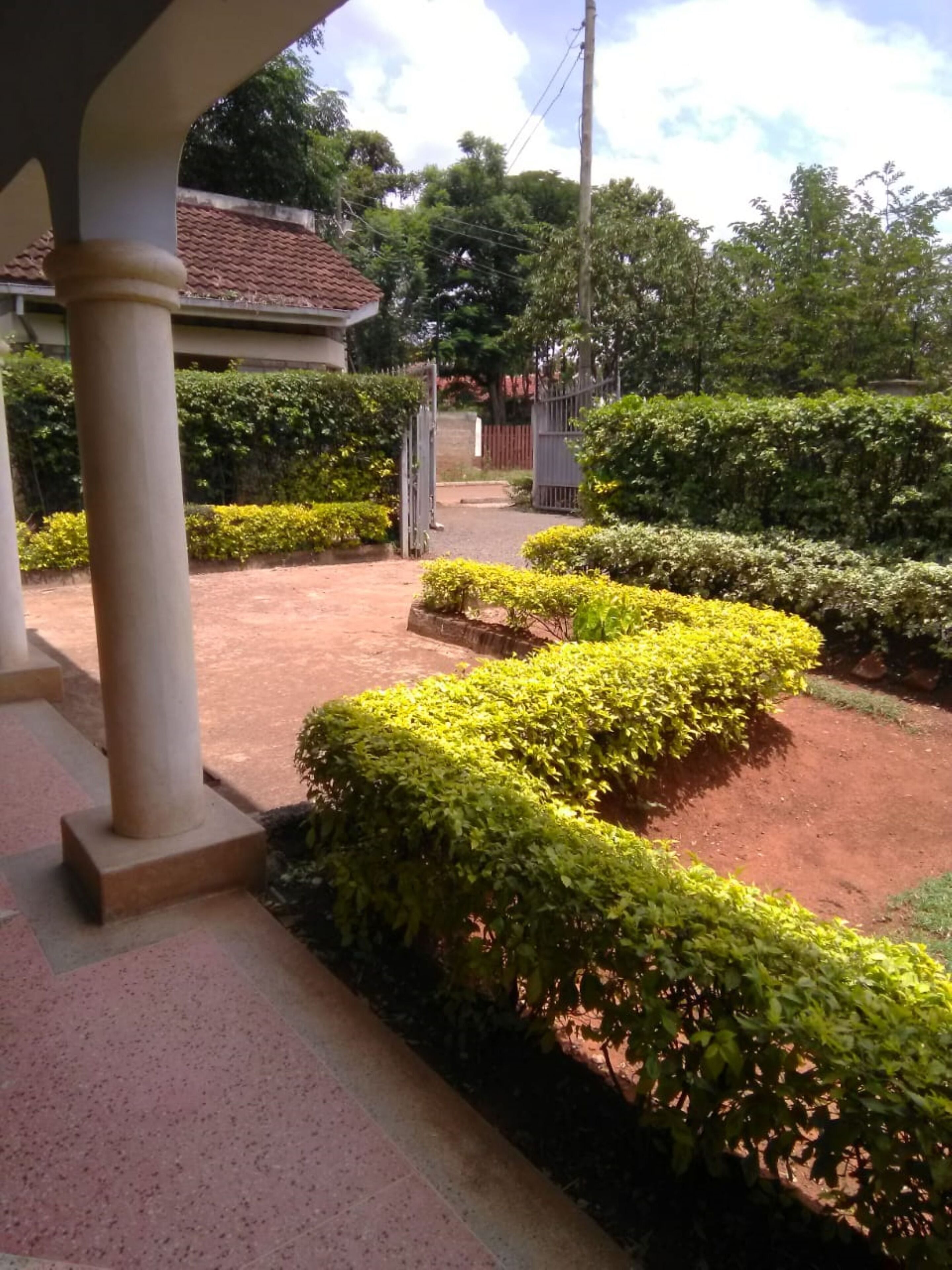 Entrée de l’hébergement