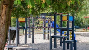Children's play area - outdoor - Camping le Confluent (Comblain-au-Pont)