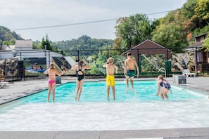 Outdoor pool - Camping le Confluent (Comblain-au-Pont)