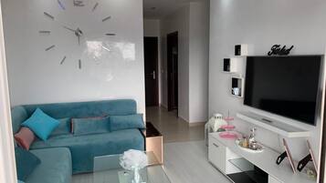 Apartment | Living area | 32-inch plasma TV with satellite channels, TV