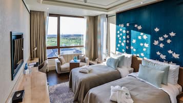 Egyptian cotton sheets, premium bedding, memory-foam beds, in-room safe