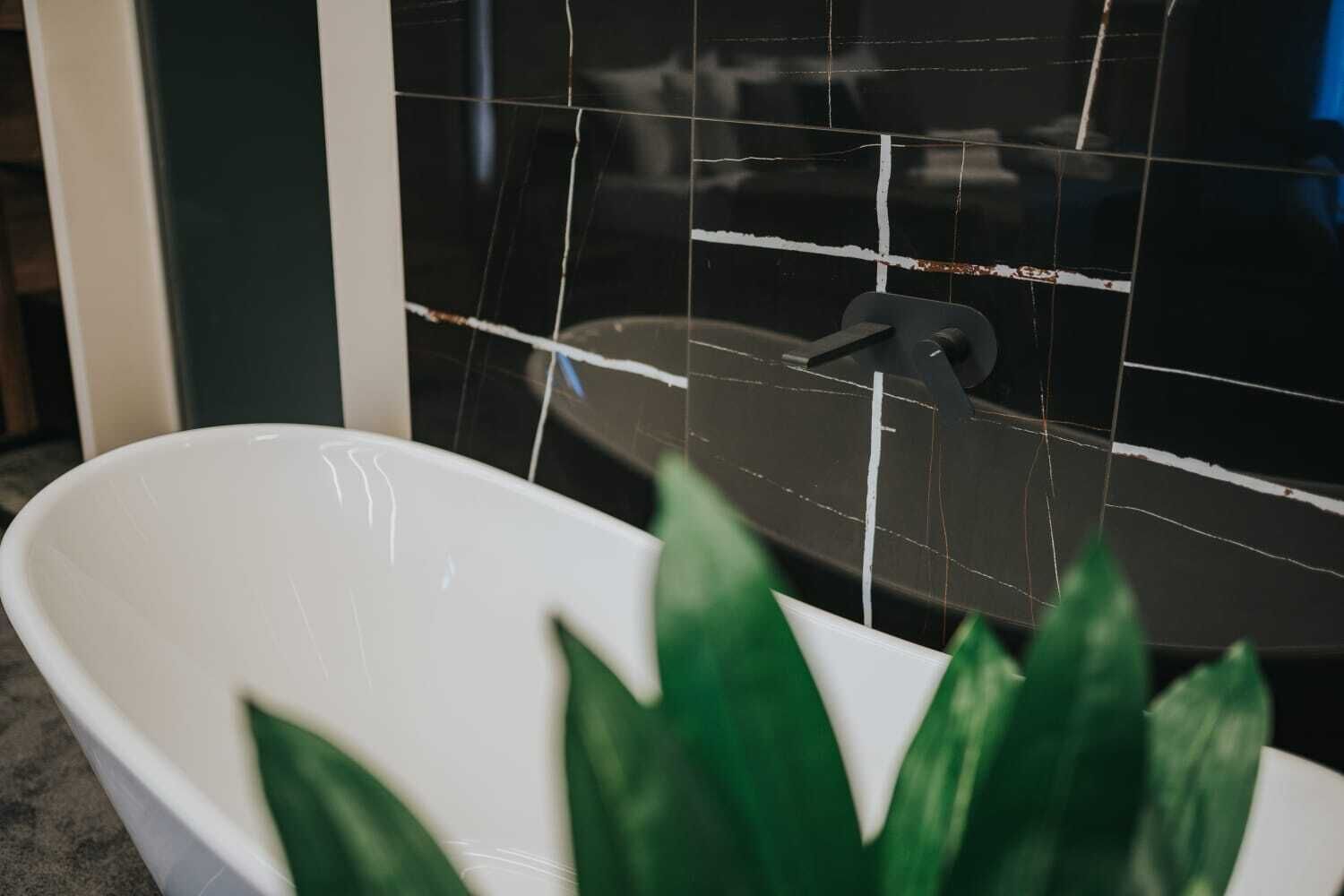Bathtub spa indoor