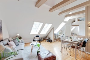 Living room - Urban City Apartment (Bergen)