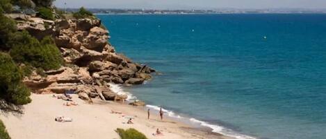 Liegestühle, Strandtücher